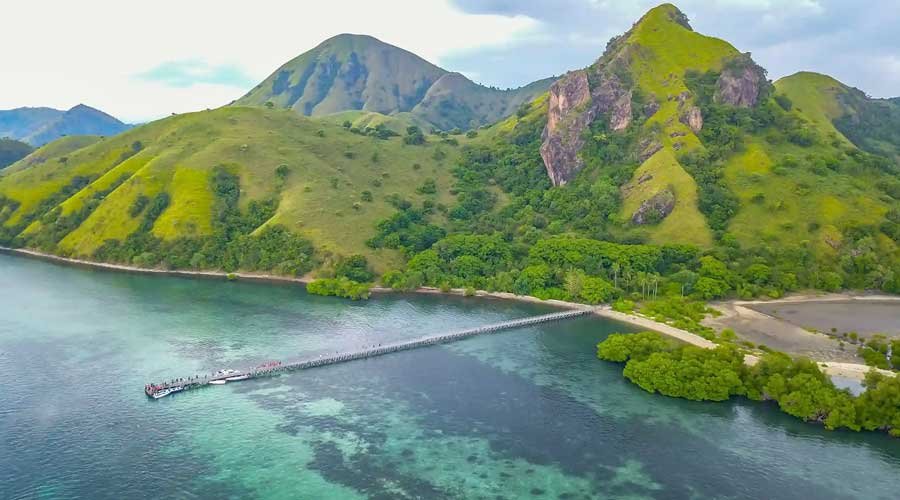 padar island komodo