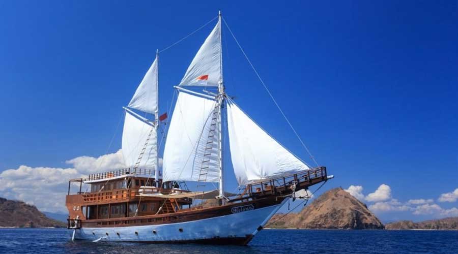 padar island komodo